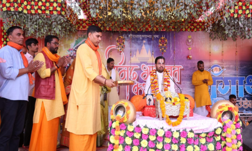 सच्ची भक्ति से विपरीत परिस्थितियां भी व्यक्ति को भगवान की भक्ति से नहीं हटा सकती: डॉ शिवेश शास्त्री